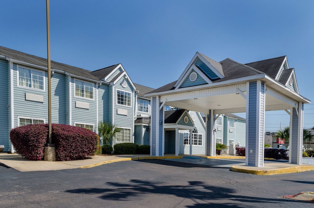 Motel6 Mobile, AL 35/40