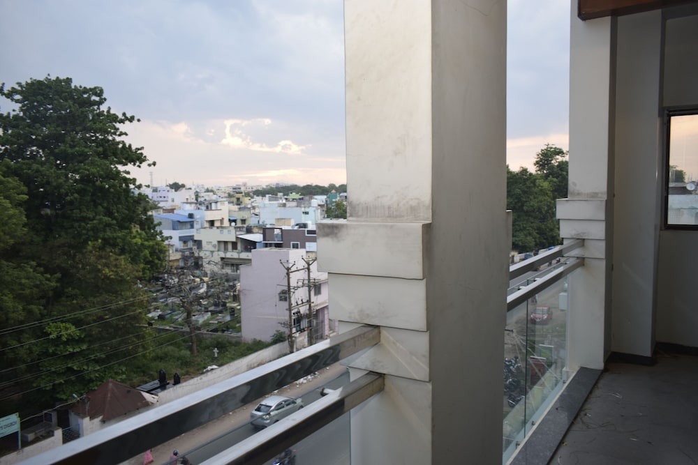 The Nook Hotel 48/68