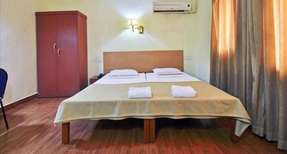 Hotel Srinivas 21/65