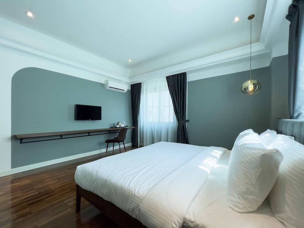 Seri Costa Hotel 11/50