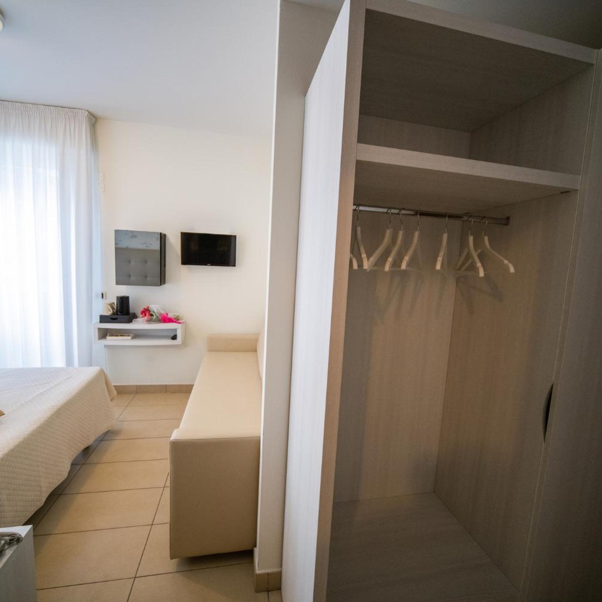 HOTEL ABC 41/55