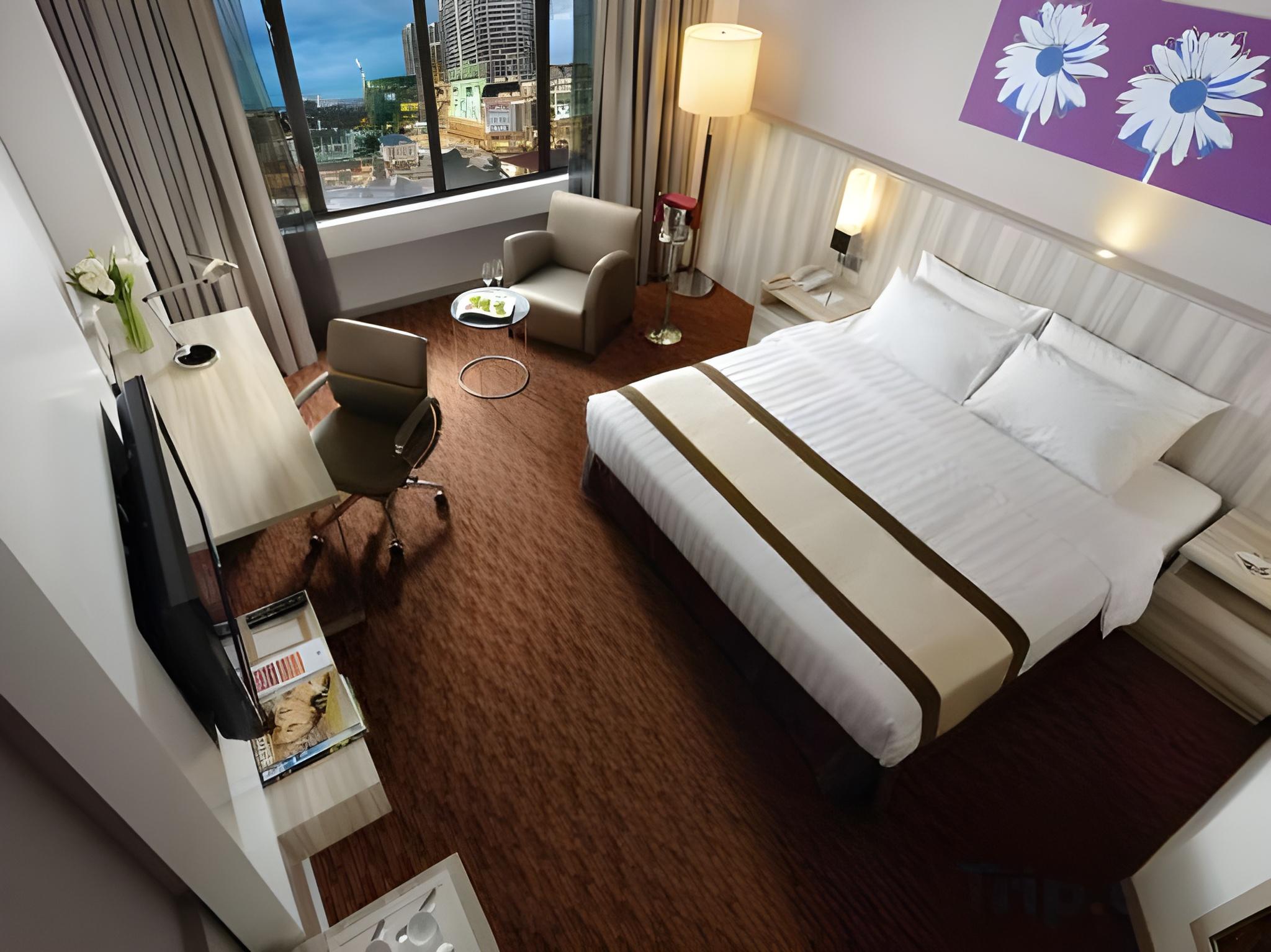 Superior King Room
