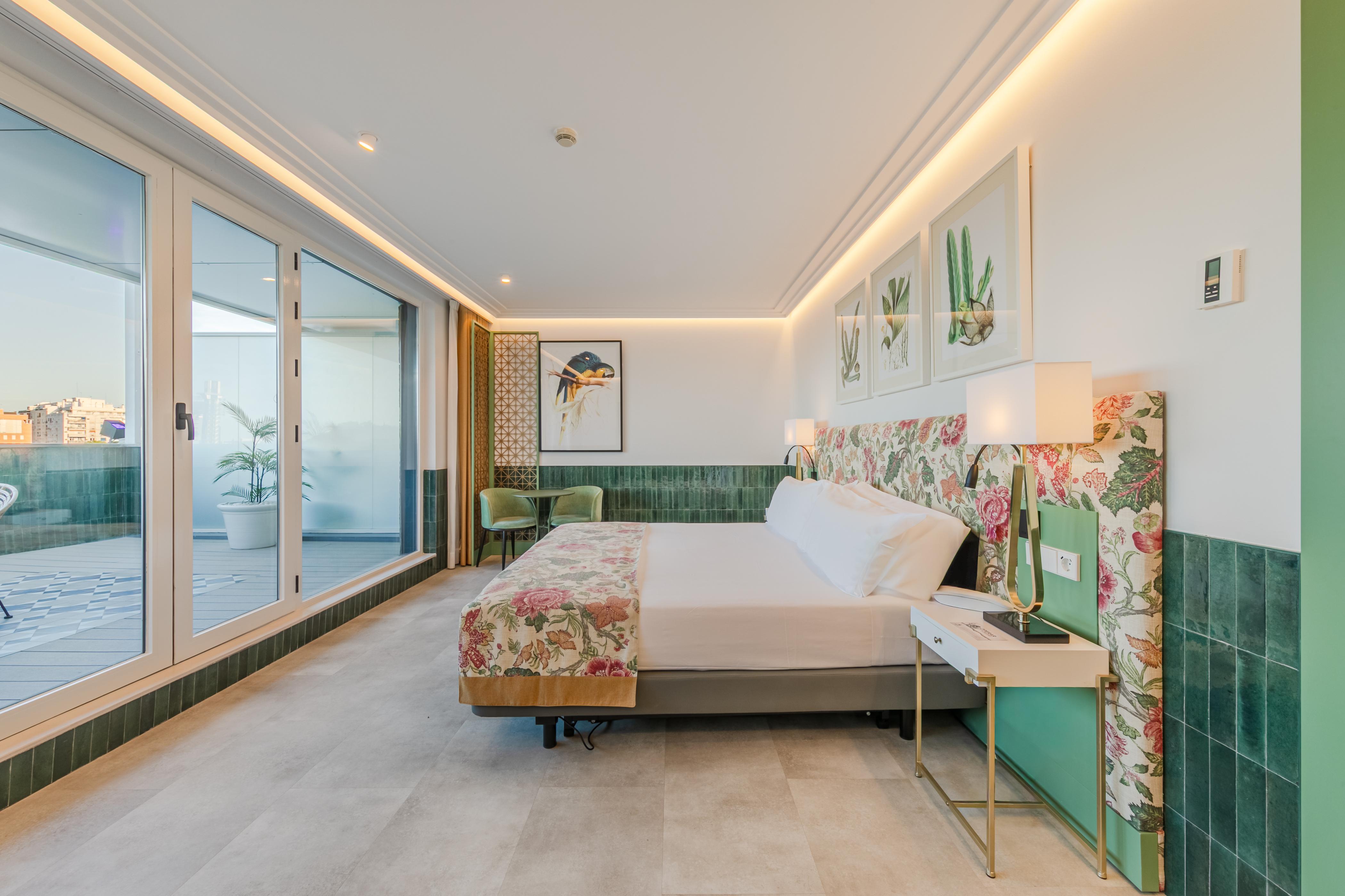 Superior, River View, Balcony or Terrace