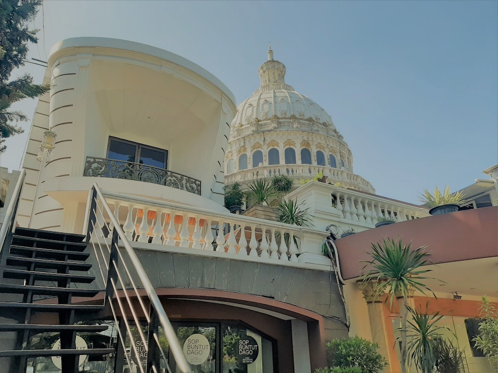 The Palais Dago Hotel 3/55