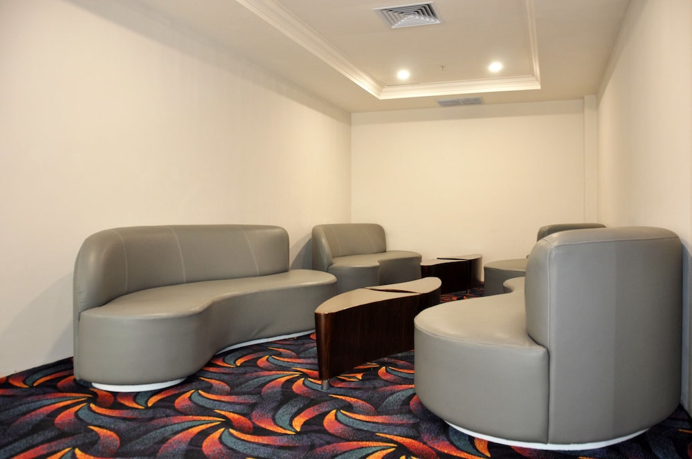 Beverly Hotel Batam 34/50