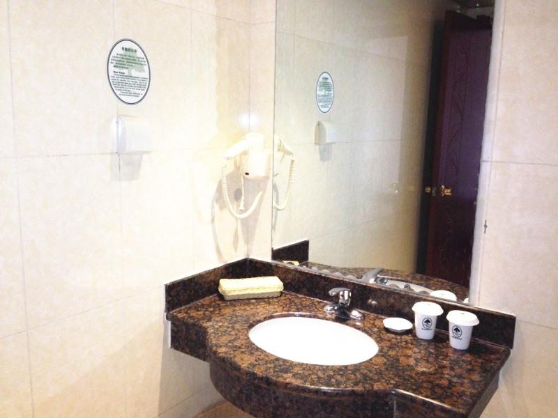 GreenTree Inn Shandong Jinan Suncun New District Express Hotel 18/18