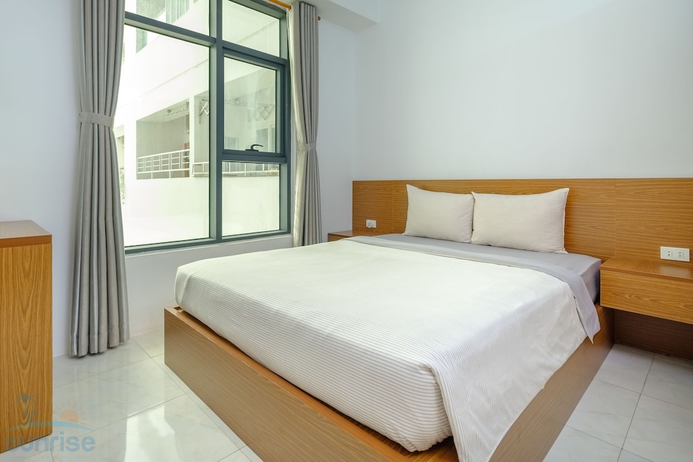 Sunrise Ocean View Apartment 21/77