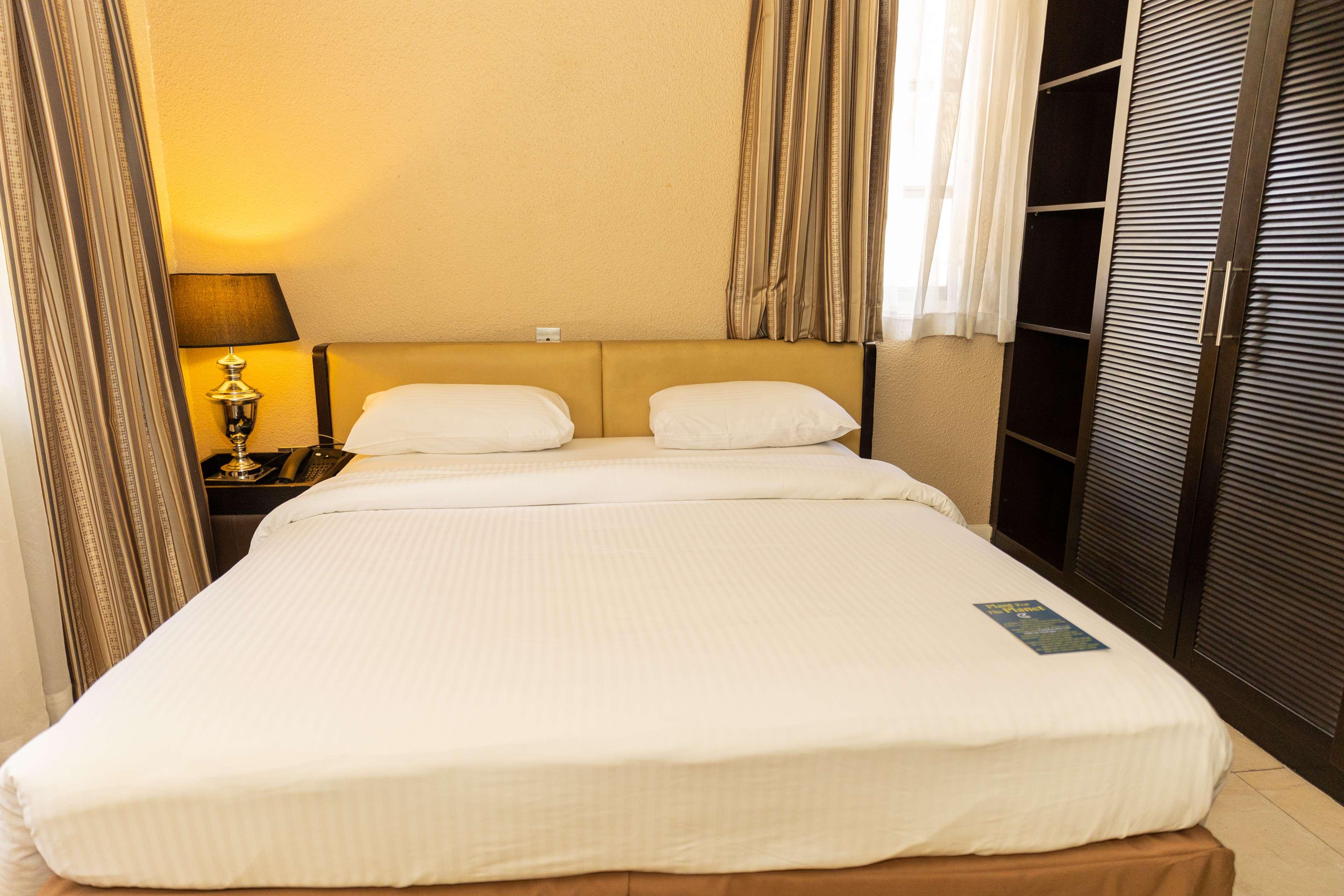 Lancaster Hotel Accra 14/50