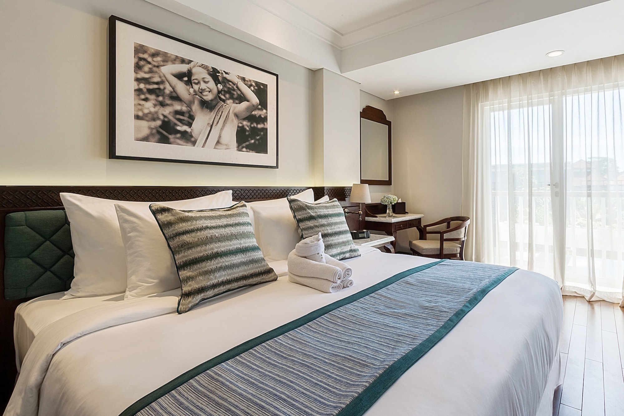 Camellia Suite