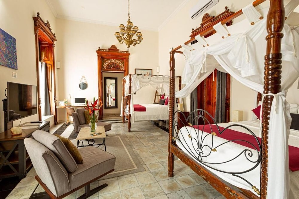 Viva Merida Hotel Boutique 59/71