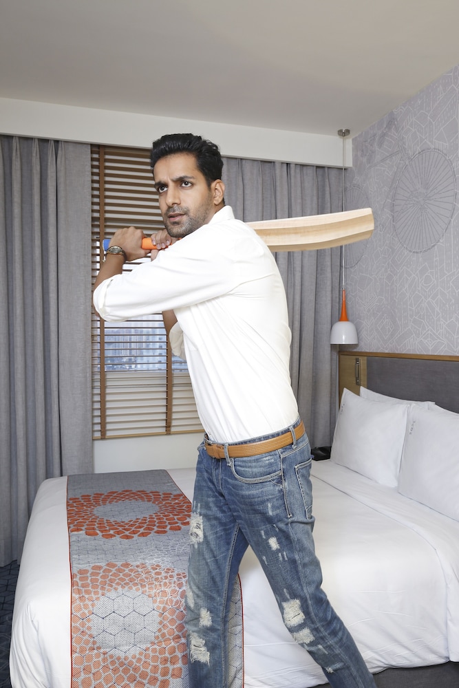 Holiday Inn Express Ahmedabad Prahlad Nagar 58/73