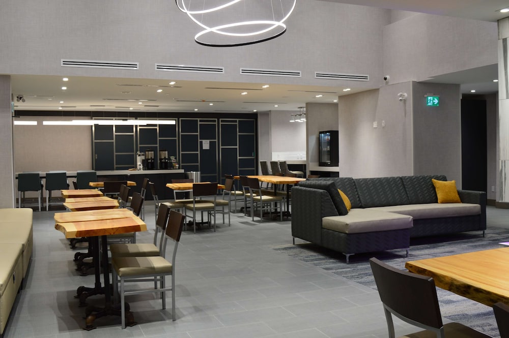 Executive Residency By Best Western Toronto Mississauga 23/35