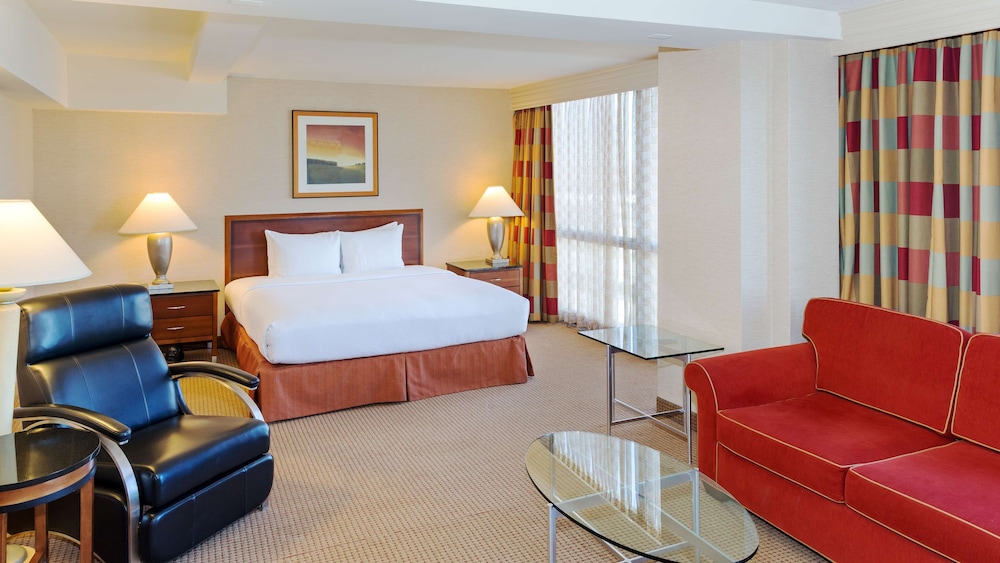 Hilton Chicago OHare Airport 15/82