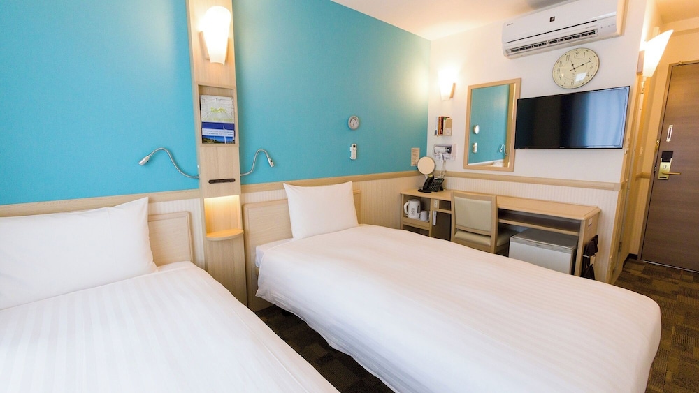 STANDARD, TWIN BEDS, SMOKING