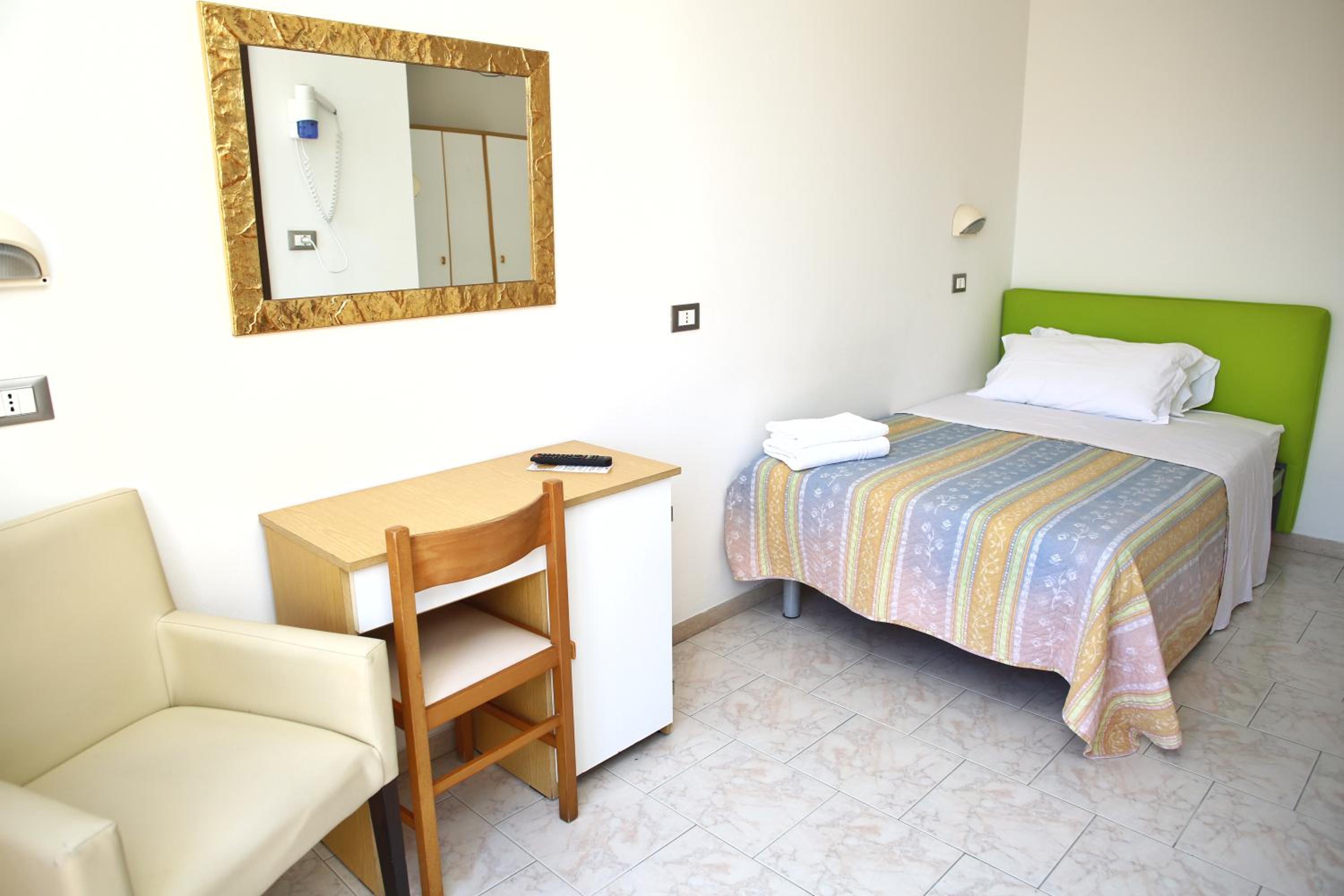 غرفة بسرير مزدوج، Hotel Kristalex 4/8