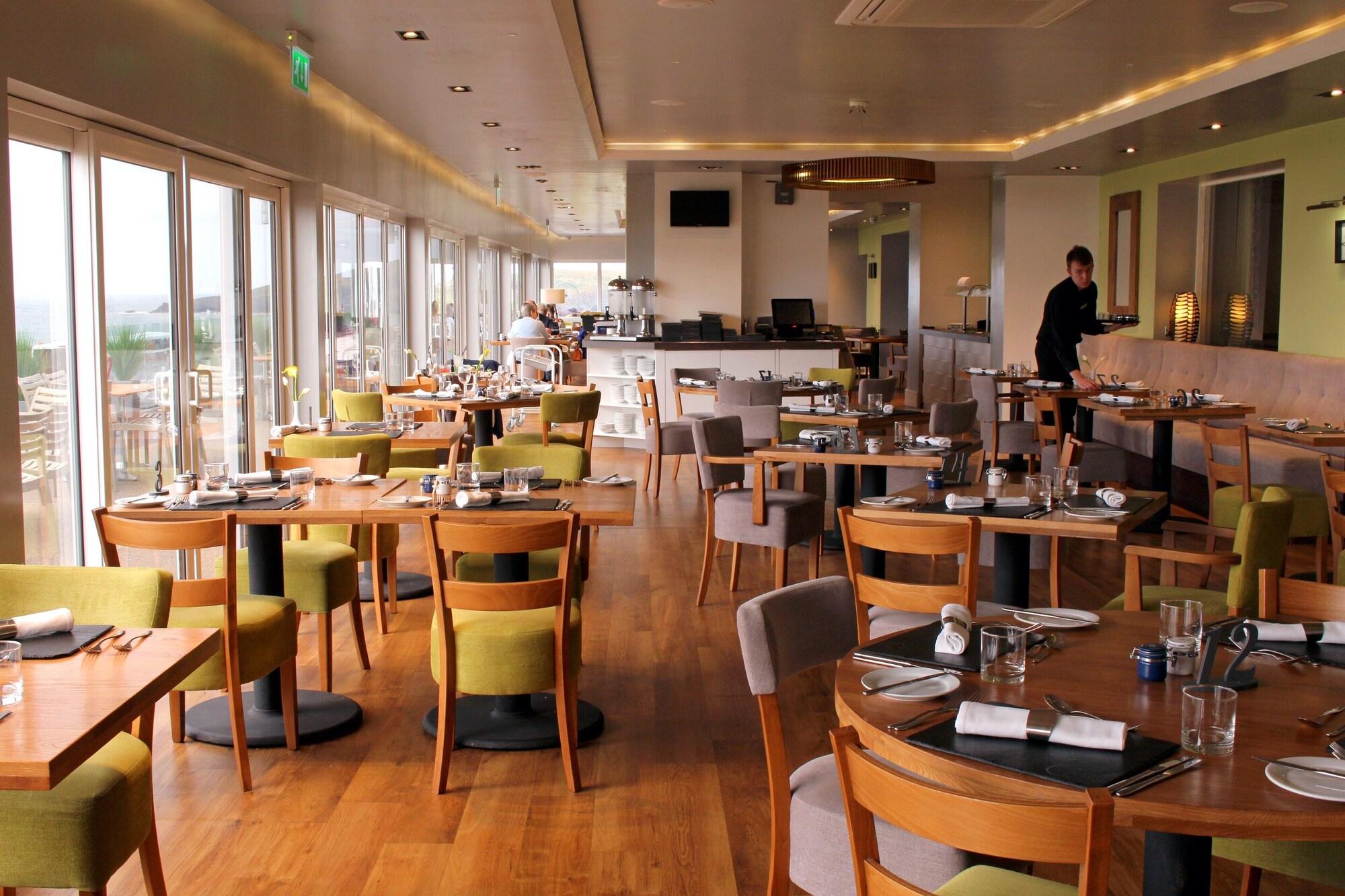 Cliff Hotel And Spa 12/17