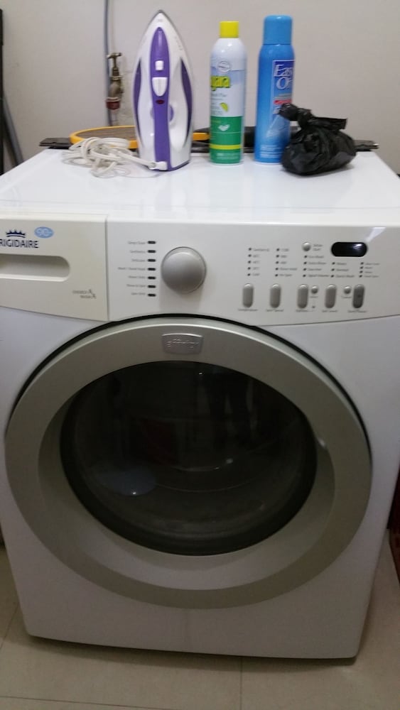 Modern London Decor Guest Apartments 21/50