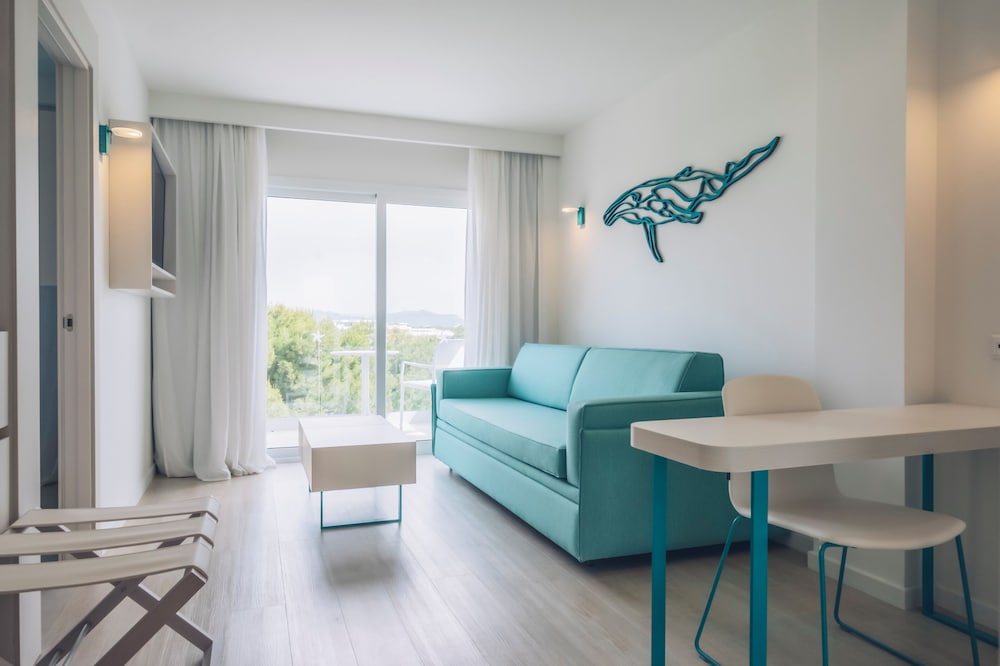 Iberostar Waves Alcudia Park 24/50