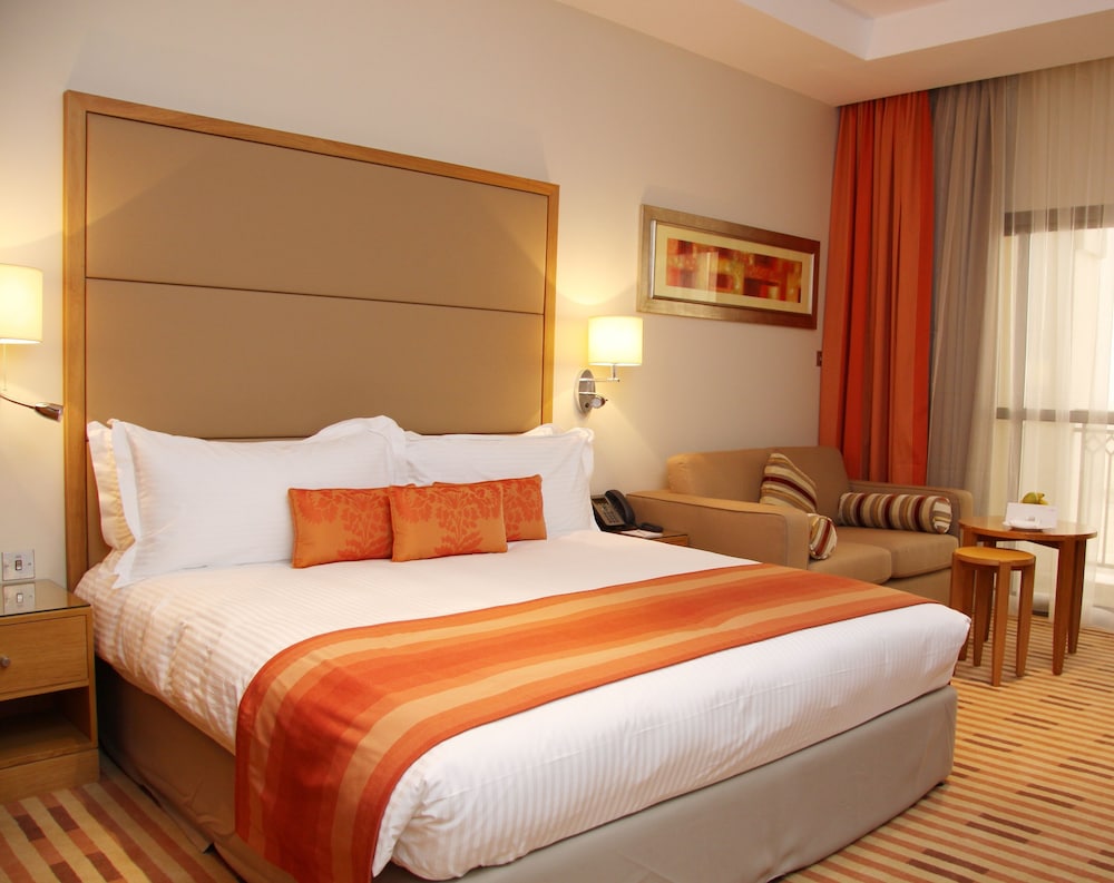Crowne Plaza Sohar 13/81