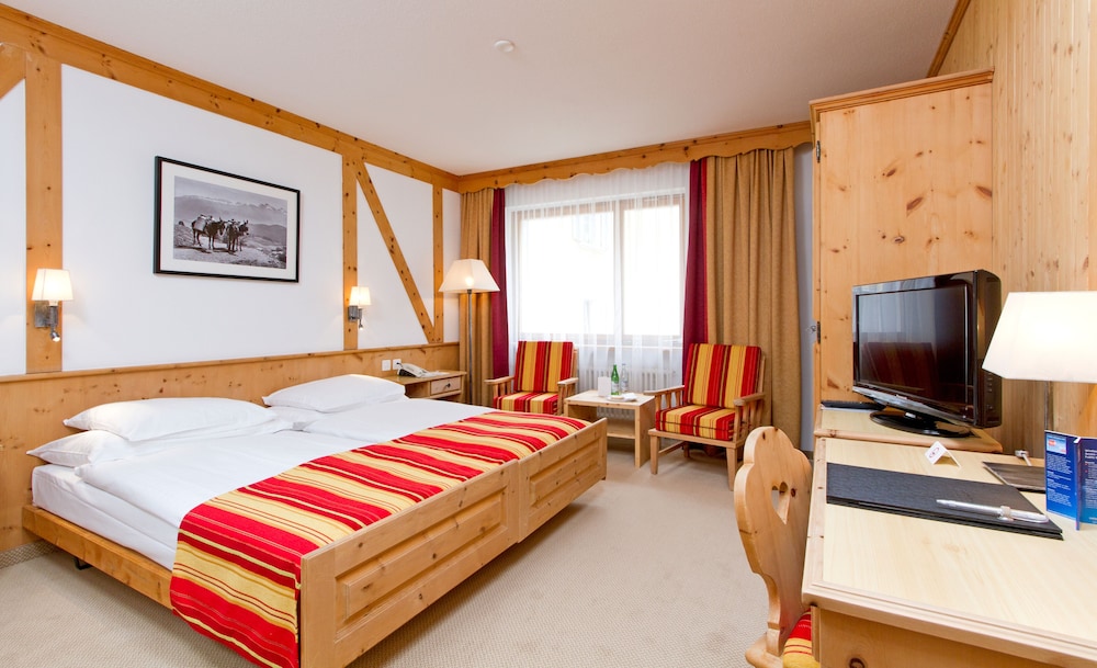 Edelweiss Swiss Quality Hotel 4/48