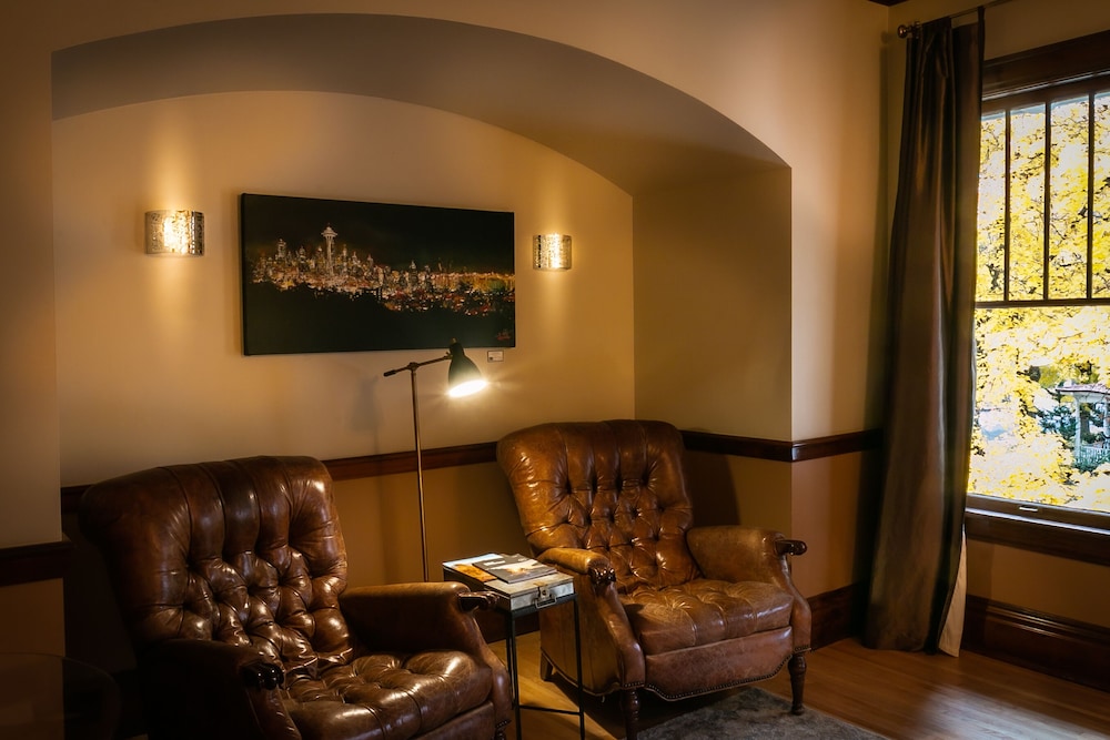 Blackwell Hotel 26/50