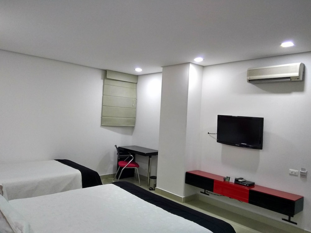 Hotel Merlott 70 21/63