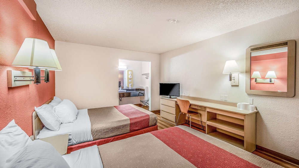 Motel6 Eureka, CA – Redwood Coast 30/60