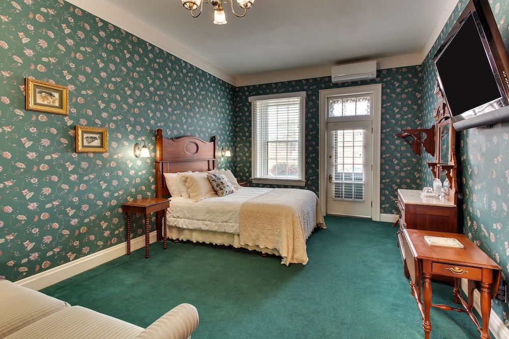Kingsley Inn 30/64