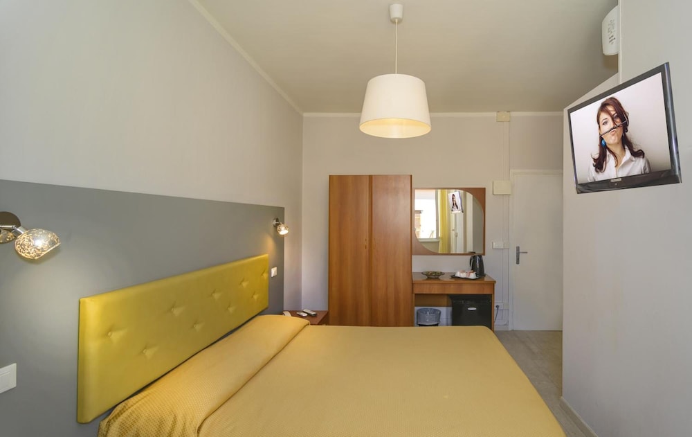 City Hotel 14/50