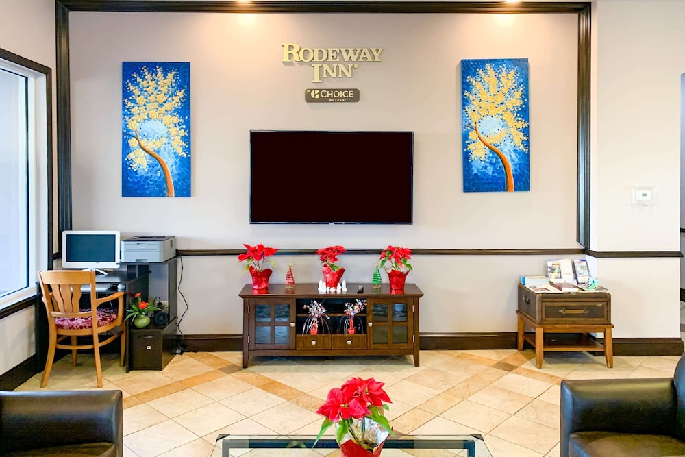 Rodeway Inn Sun City Center 34/46