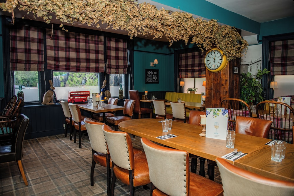 Grantham Arms 66/70