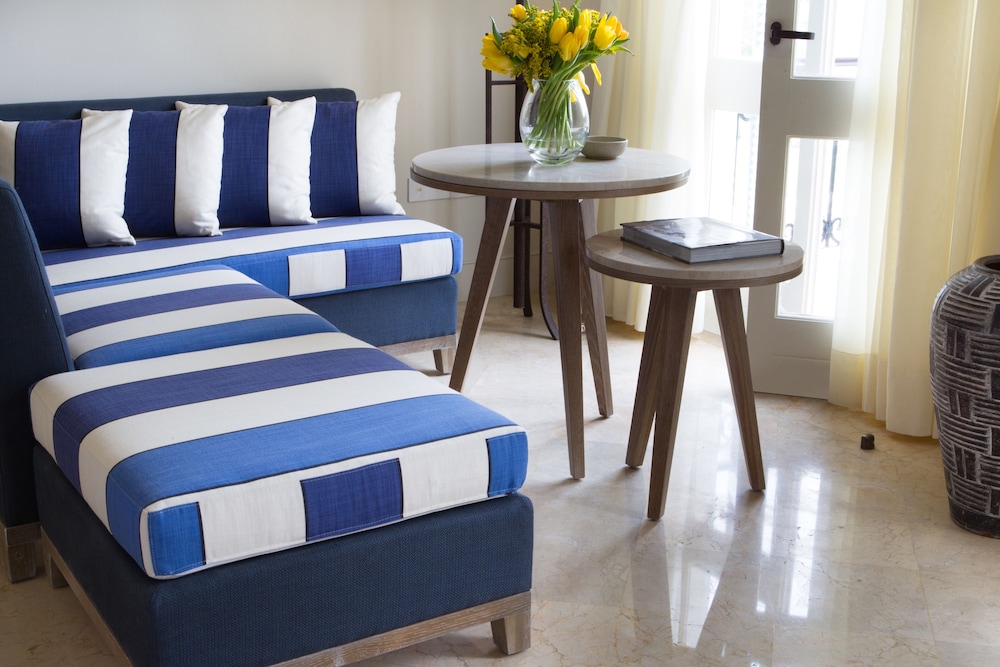 Connecting, Garden, Family, Studio, Suite, 2 King Beds