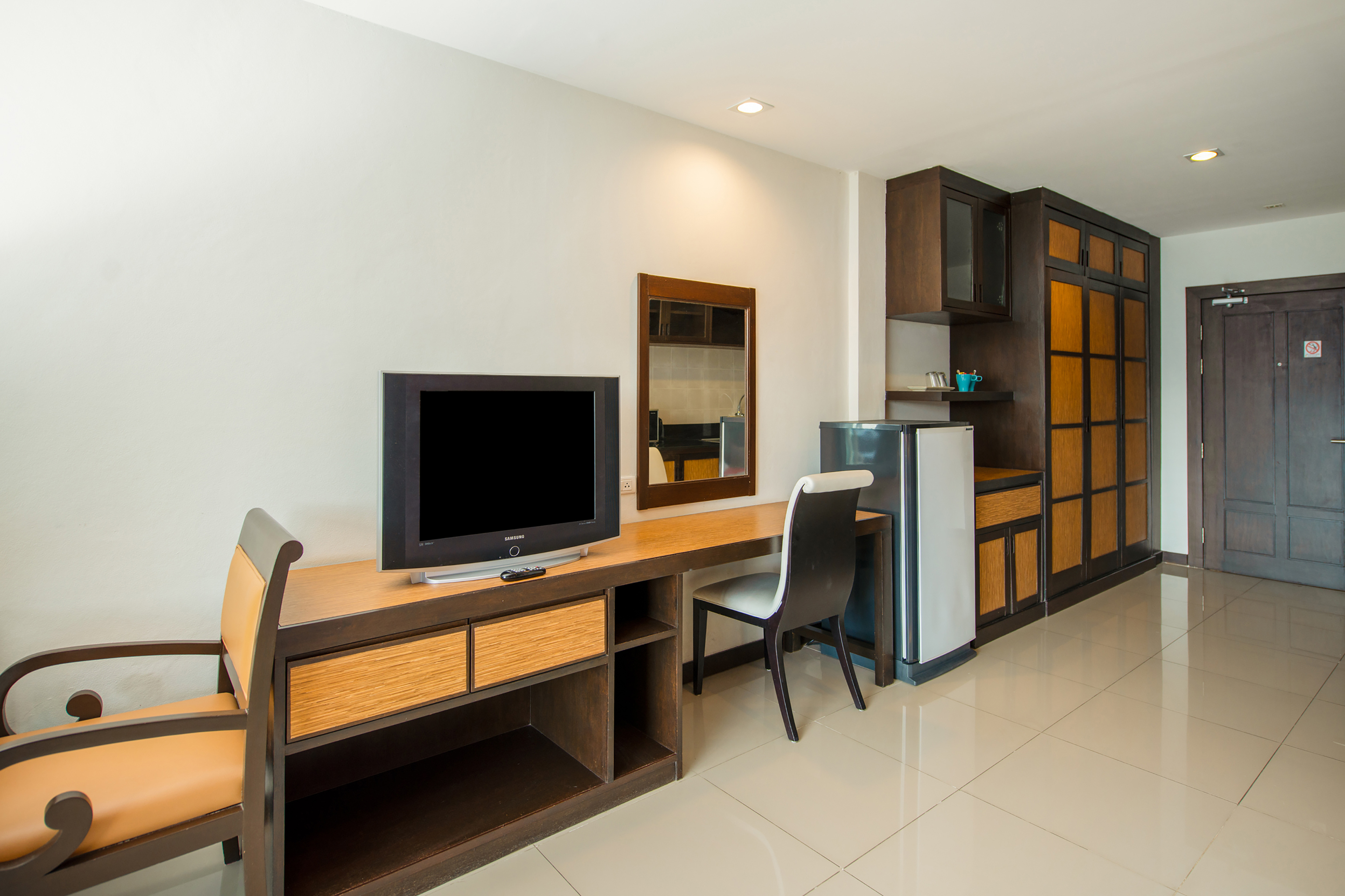 OYO 241 Ratana Hotel Sakdidet 19/25
