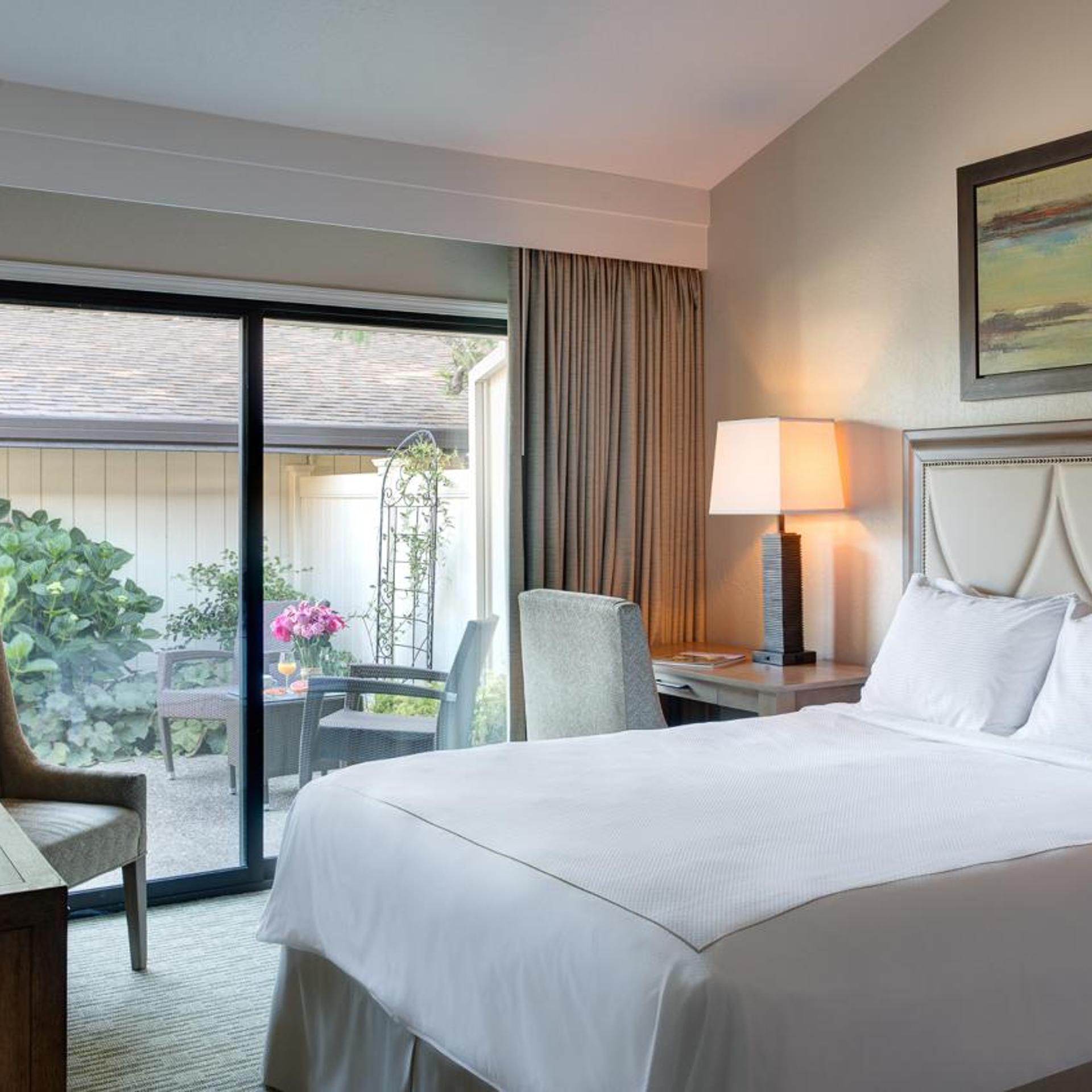 Estate, Resort, Mansion, King Bed