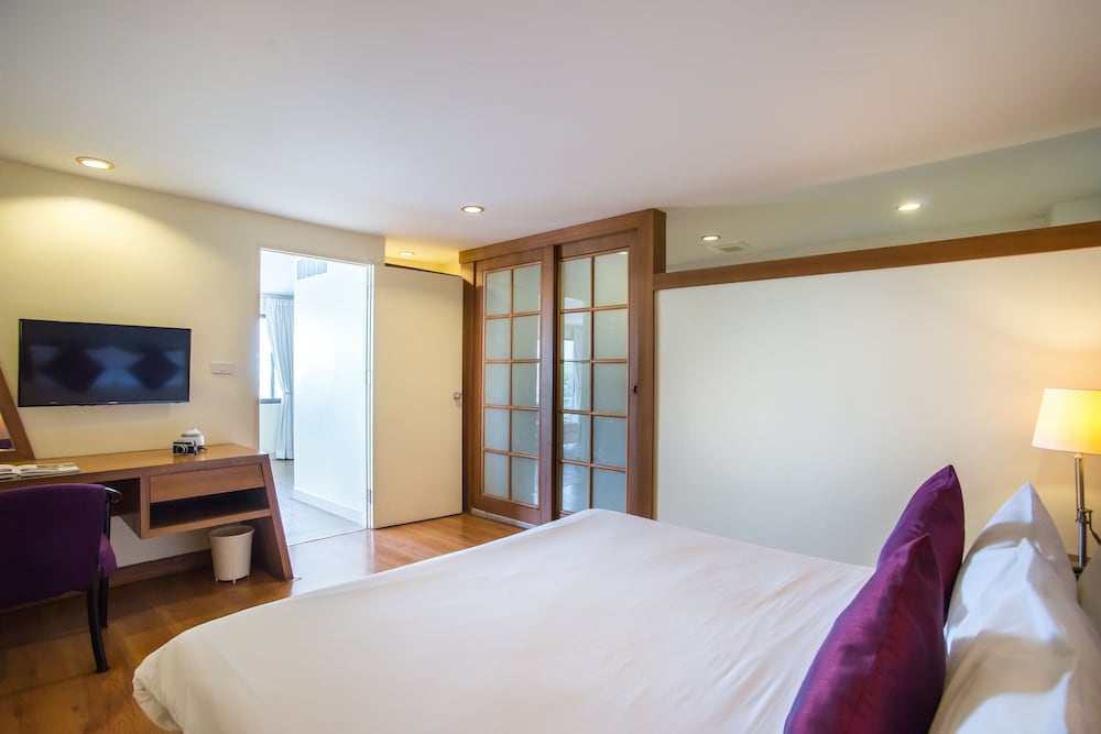 Bella Villa Metro 18/50