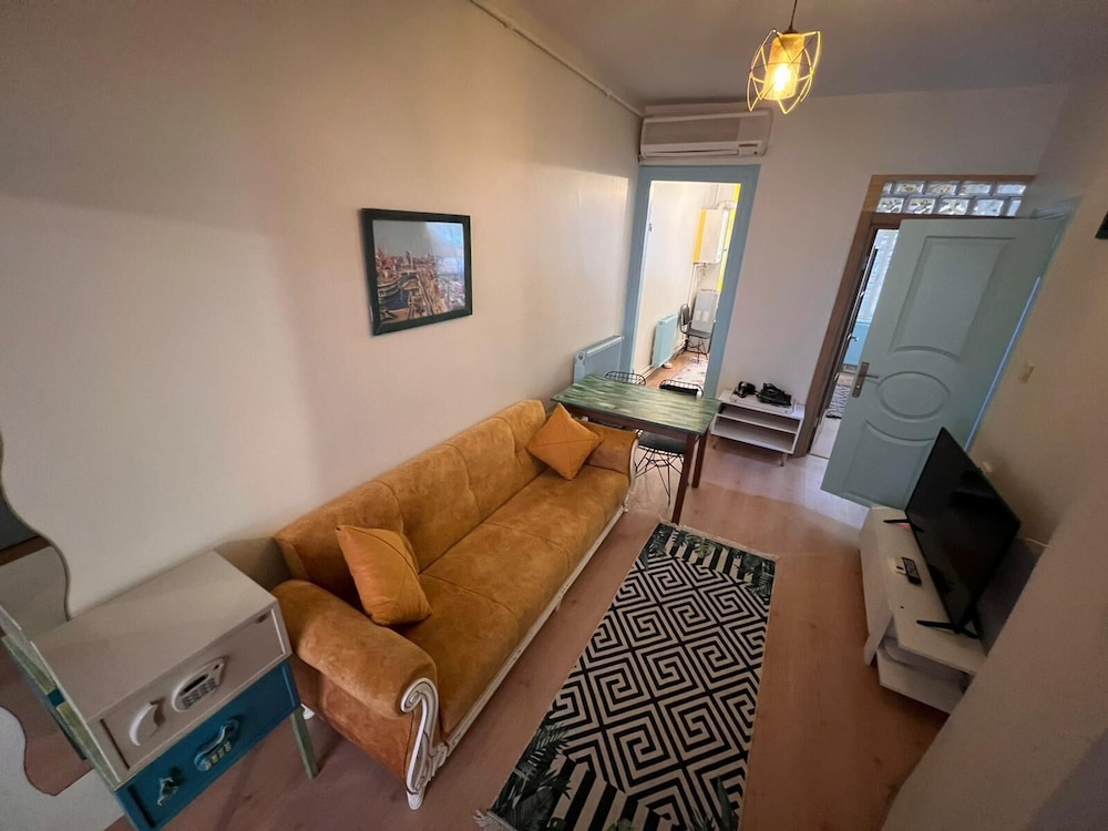 Rodin Hostel 25/44