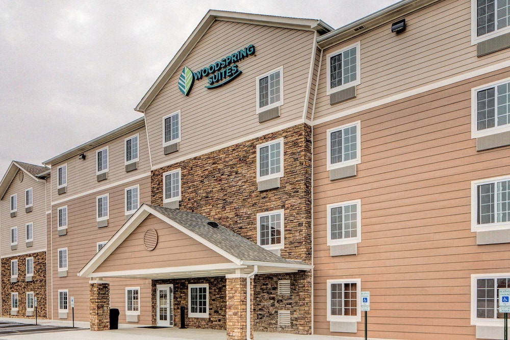 WoodSpring Suites Columbus NE I-270 Airport 5/38