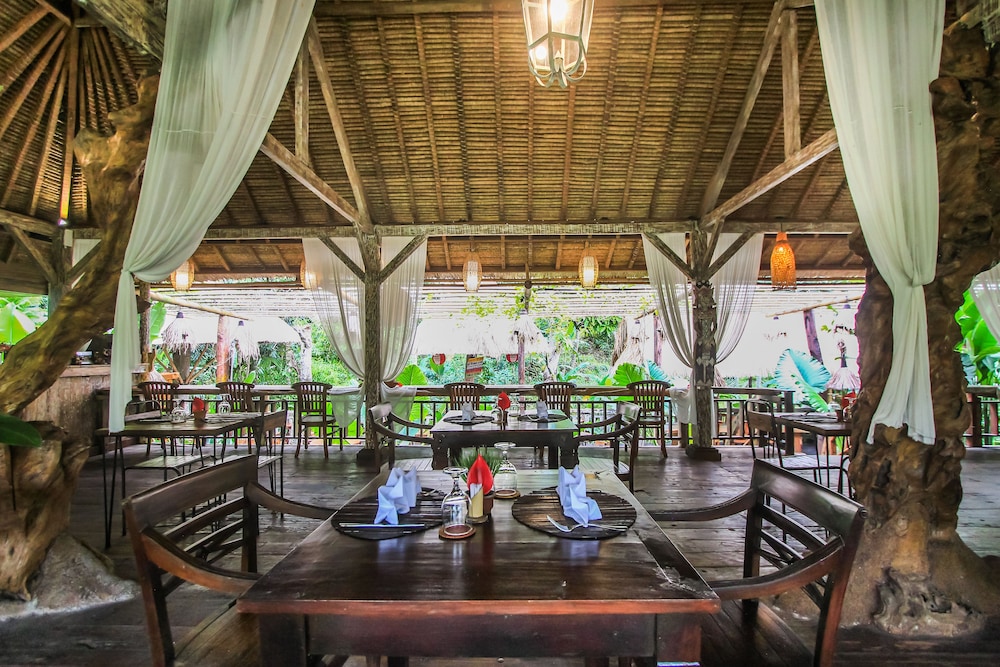 Keramas Sacred River Village 32/50