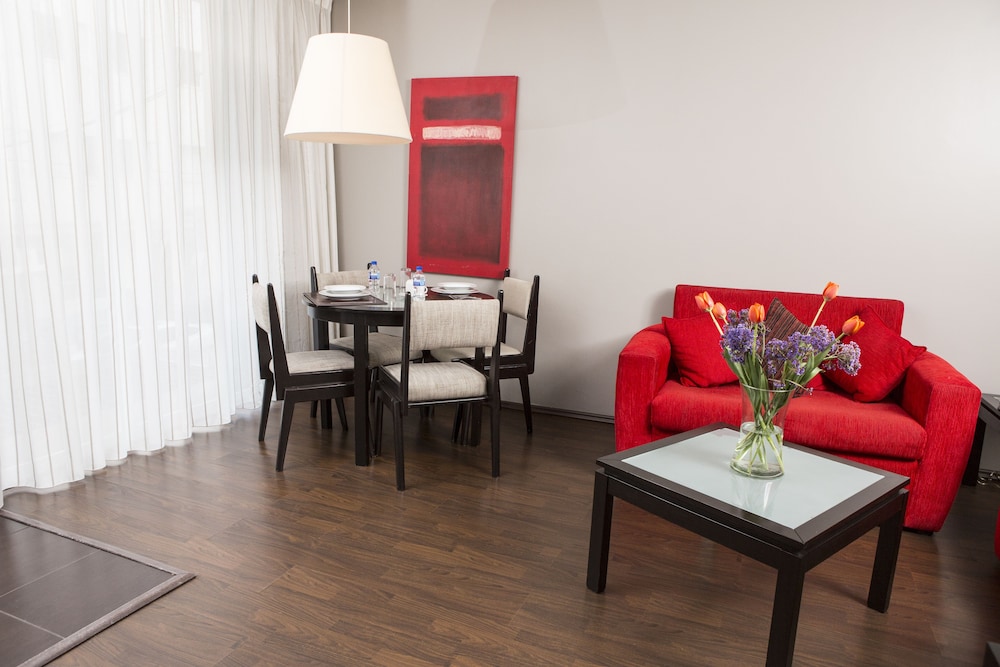 Suites Ganges 40/47