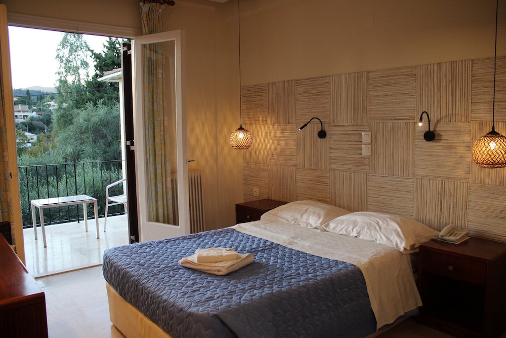 Dassia Beach Hotel 14/70