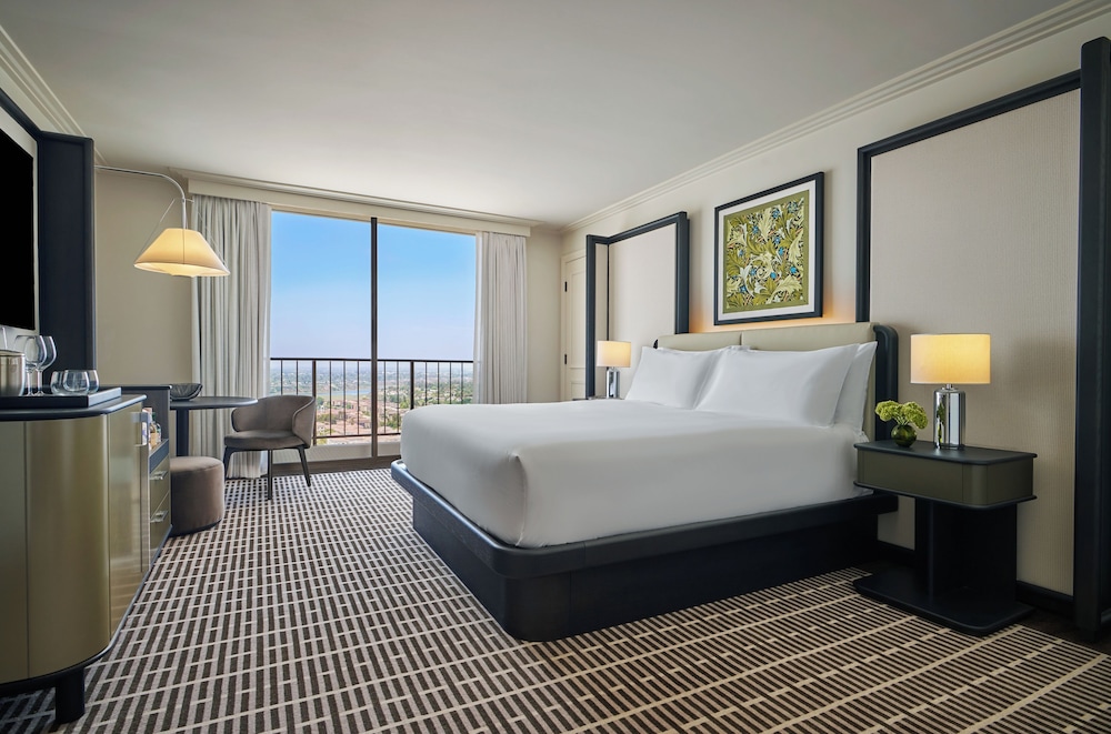 Newport, Residential, Suite, King Bed