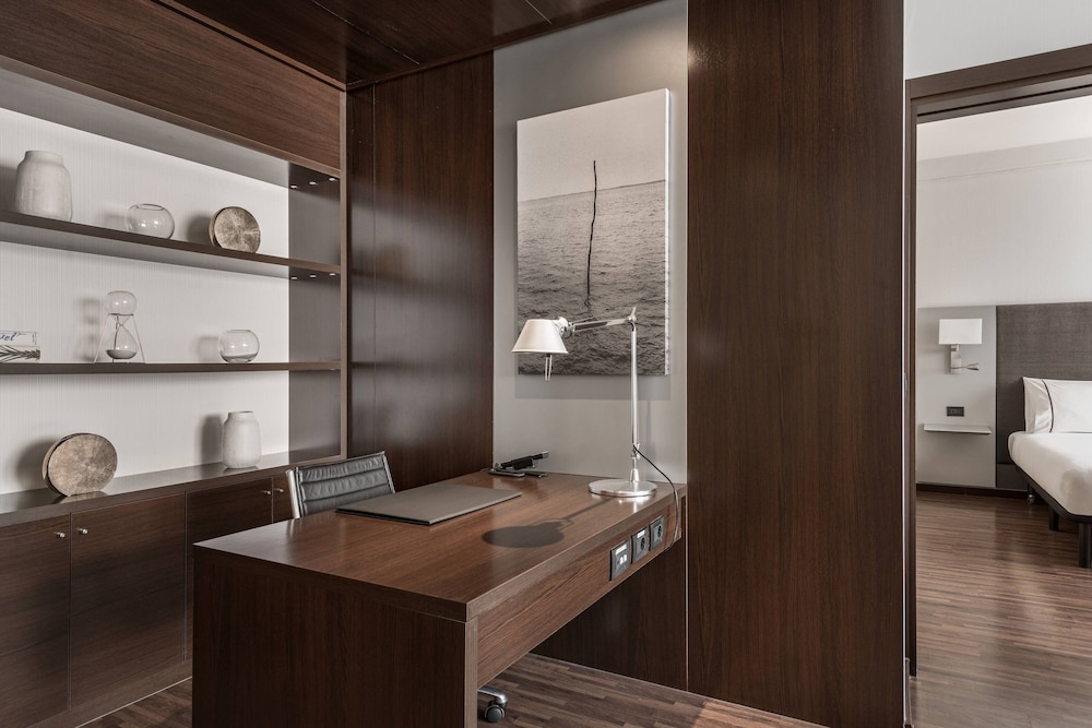 AC Hotel Bologna by Marriott 50/77