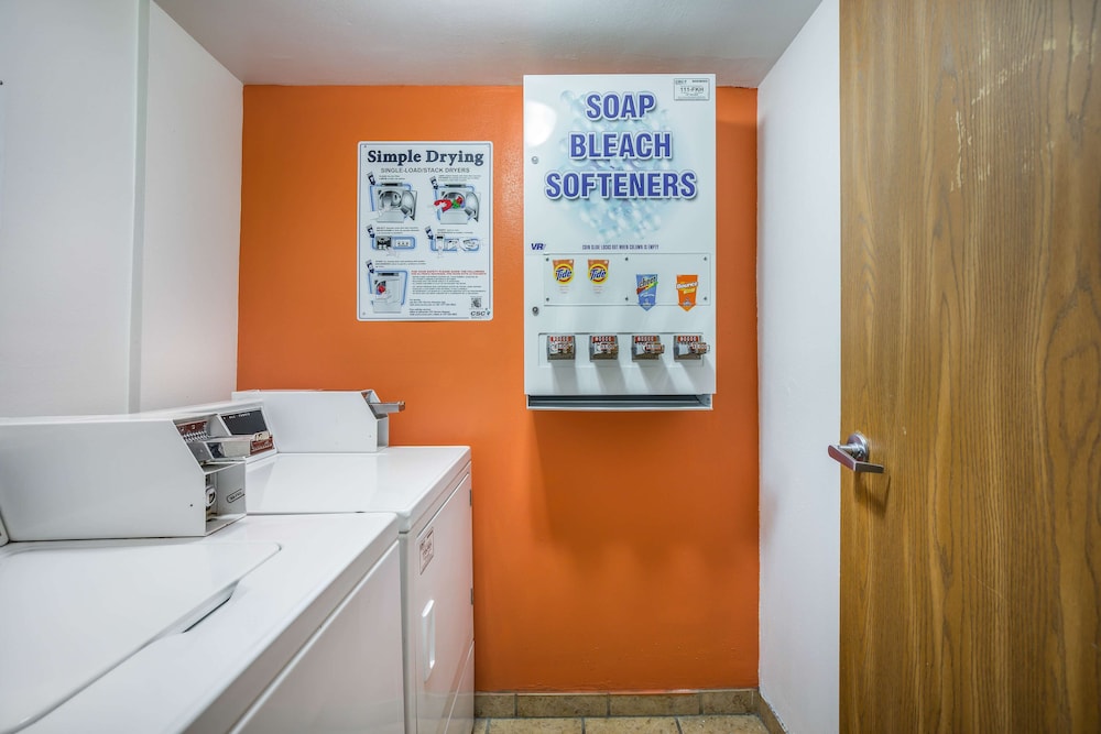 Motel6 Madison, WI - East 14/55