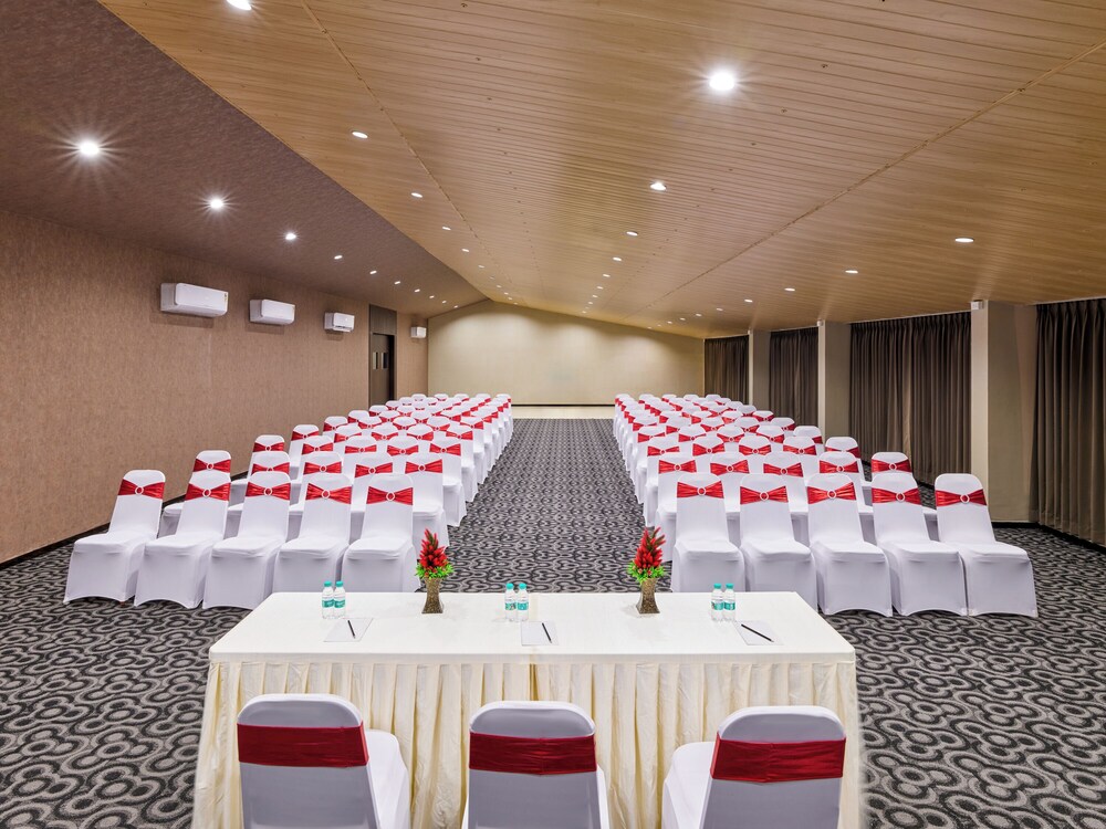 Vindhyachal Resort 27/45