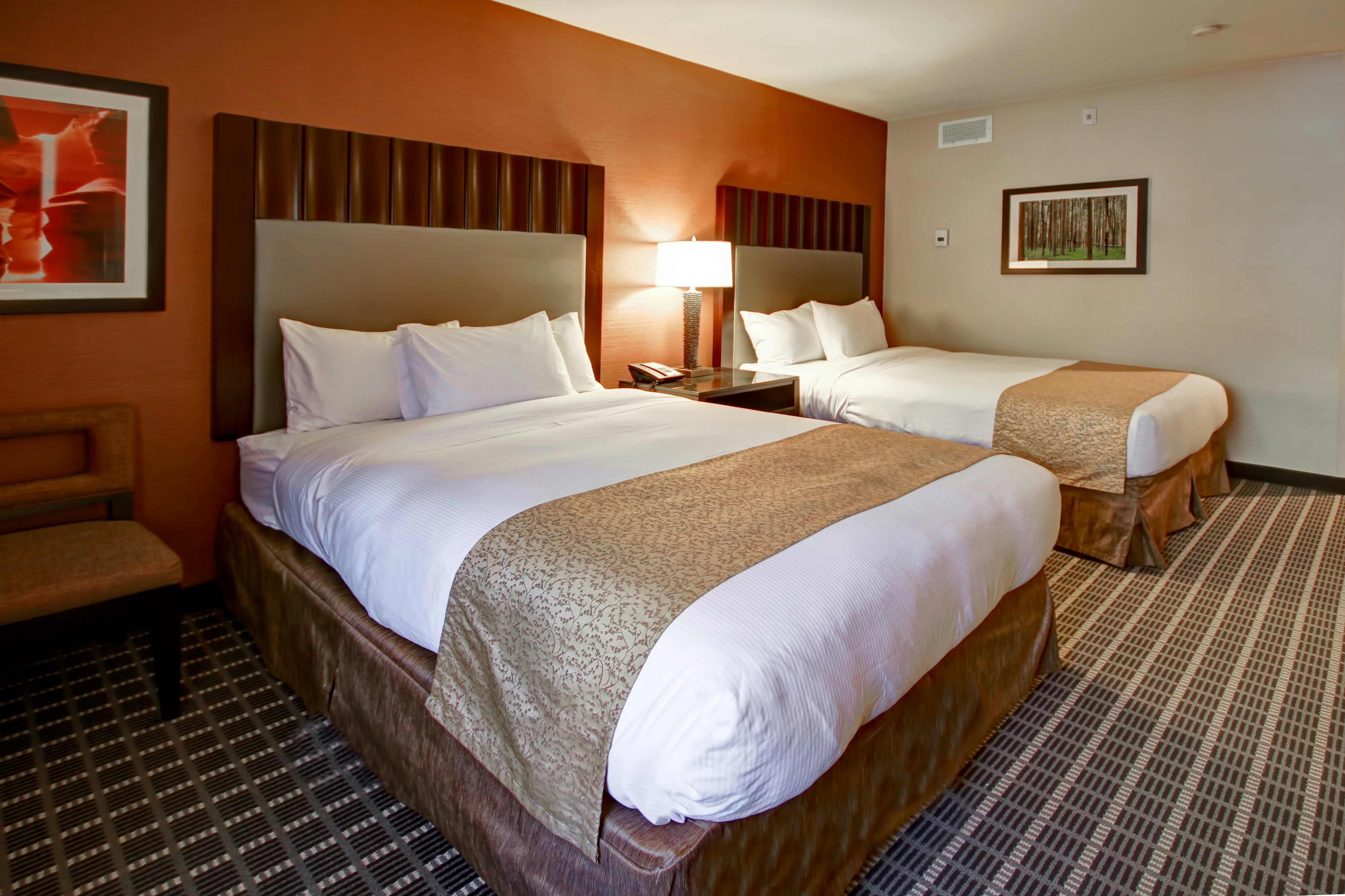 DoubleTree by Hilton Flagstaff 10/72