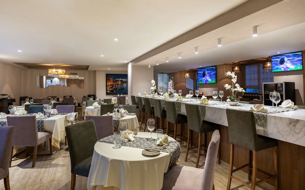 Golden Tulip el Mechtel 55/74