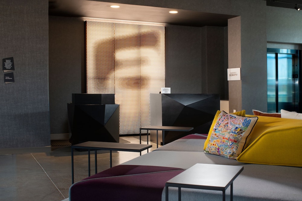 Aloft McAllen 36/41