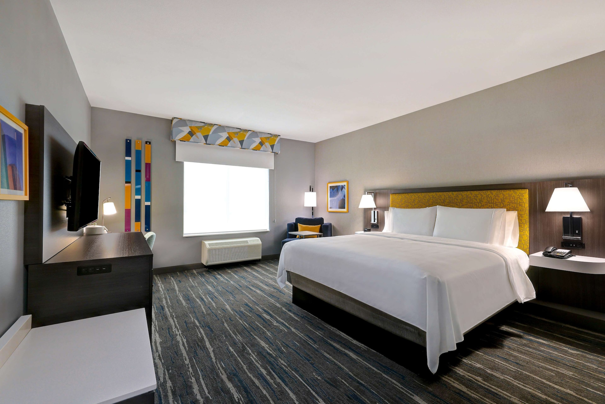 ROOM, KING BED, ACCESSIBLE