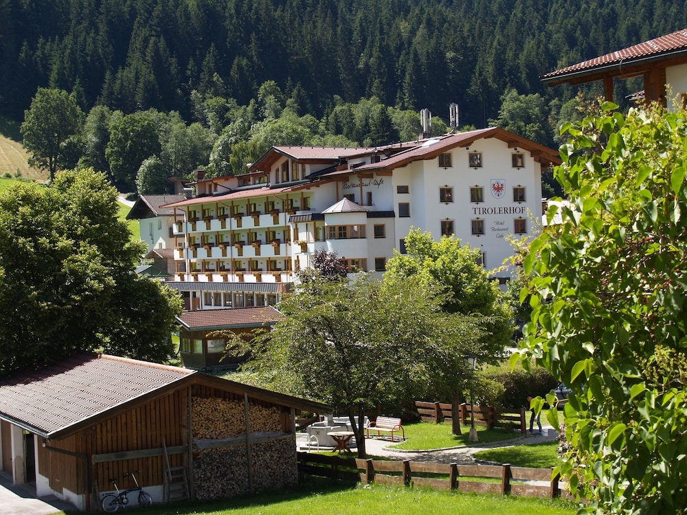 Hotel Tirolerhof 42/50