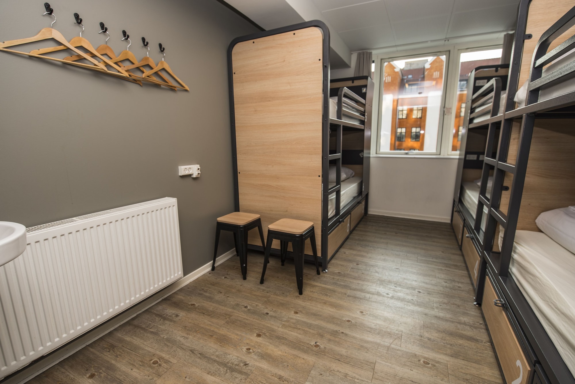 Private, 6 Beds, 3 Bunk Beds
